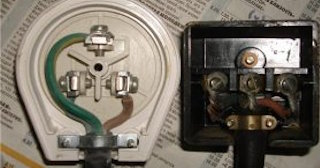 Подключение и монтаж розетки для электроплиты от 574 руб в Элисте - ЭлектроЭлс